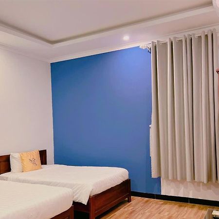 Khach San Minh Quang Hotel Phan Rang Exterior photo